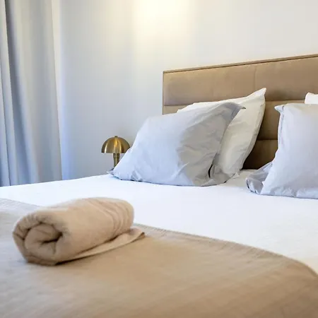 Lado Playa Apartment