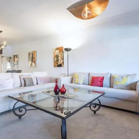 Lado Playa Apartment